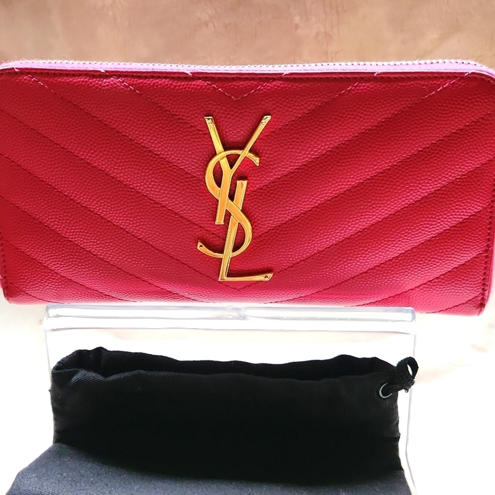 Saint Laurent Pink Quilted Leather Zip Wallet with Gold YSL Logo - Picture 2 of 6